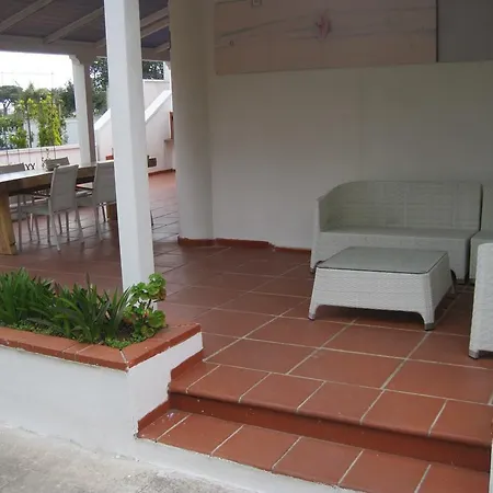 Santos Bed & Breakfast 3*