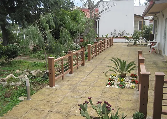 Santos Bed & Breakfast 3*